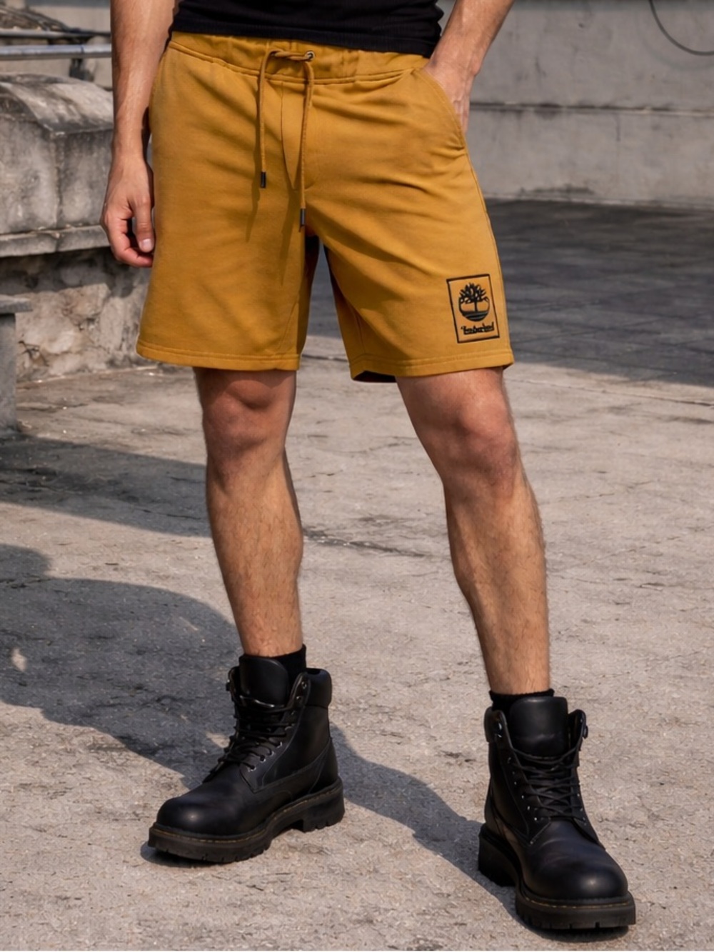EUC $48 Timberland Men’s Shorts - Size M - Camel